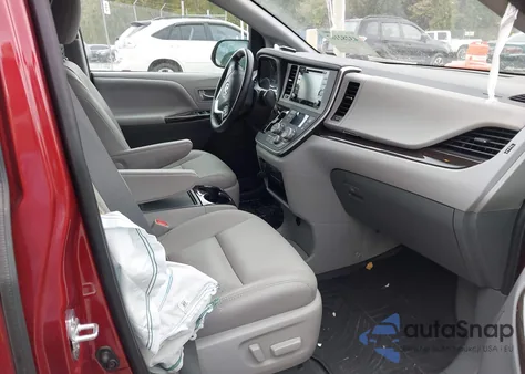 2020 Toyota Sienna Xle from USA, damaged, VIN 5TDYZ3DC6LS084499